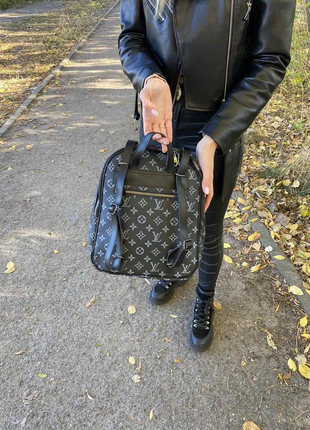 Женский городской популярный рюкзак ранець сумочка в стиле louis vuitton3 фото