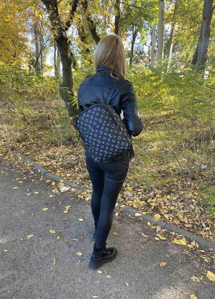 Женский городской популярный рюкзак ранець сумочка в стиле louis vuitton7 фото
