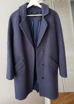 Пальто темно голубое с поясом2 фото