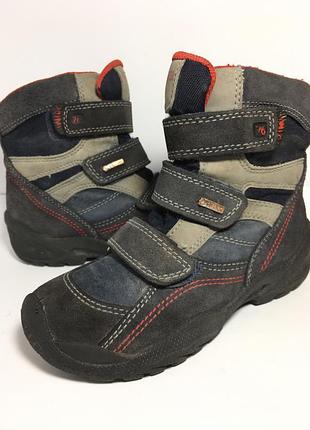 Зимові черевики primigi