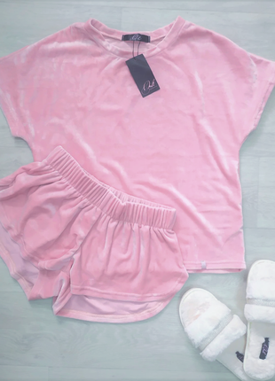 Велюровая женская пижама 42 44 46 размера. футболка и шорты2 фото