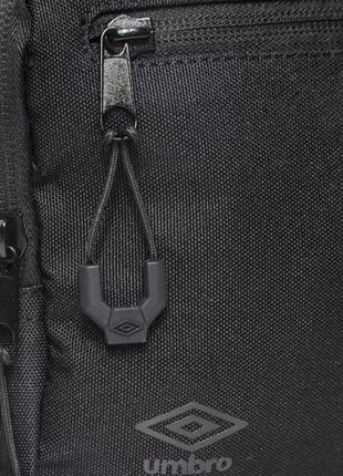 Новая сумка umbro derwen black через плечо5 фото