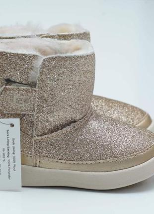 Детские сапожки ugg australia2 фото