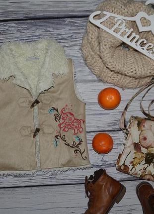 6 лет 116 см обалденно модная фирменная красивенная теплая жилетка болеро меховушка