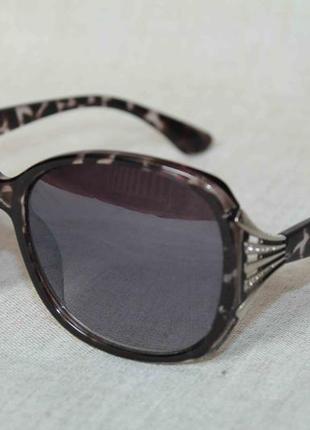 Стильные женские солнцезащитные очки (6781)