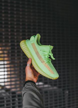 Кросівки yeezy boost 350 v2 glow in dark кроссовки2 фото