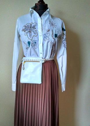 Тончайшая коттоновая рубашка с вышивкой