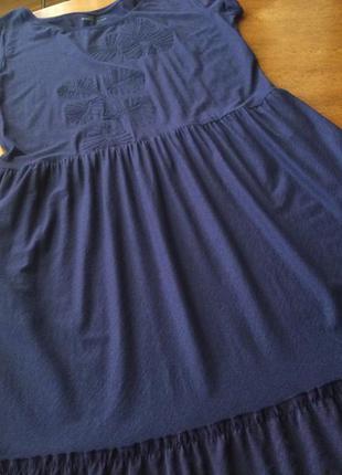 Ярусное комбинированное платье с карманами и вышивкой премиум класса от marc cain.8 фото