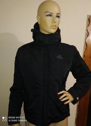Куртка adidas. курточка