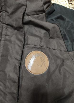 Теплая зимняя непромокаемая термо куртка на синтепоне и меху h&m на 6-7 лет7 фото