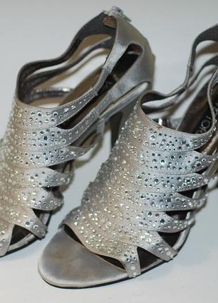 Босоніжки viktoria delef