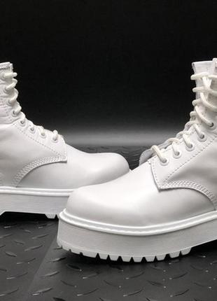 Білі черевики весна-осінь доктор мартінс🌼dr.martens white🌼жіночі білі демі черевики мартинсы