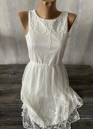 Короткое белое платье , сарафан