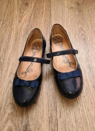 Туфли для девочки