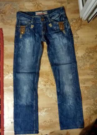 Джинсы  новые без этикетки