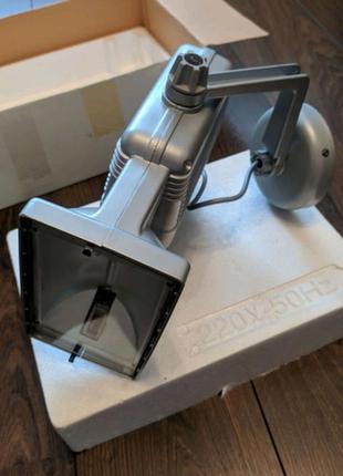 Прожектор, світильник спрямований металлогалогенный lug standart 150w