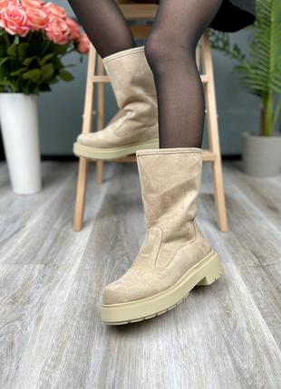 Черевки suede boots short beige ботинки