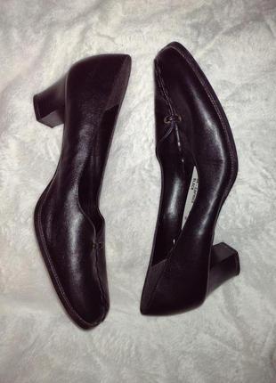 Новые туфли clarks обувались для примерки новые 40р кожа2 фото