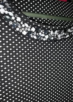 Класична кофта в каменях