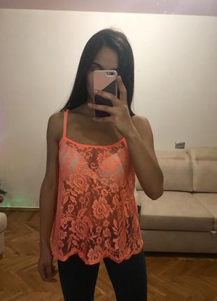 Кружевной яркий топ atmosphere