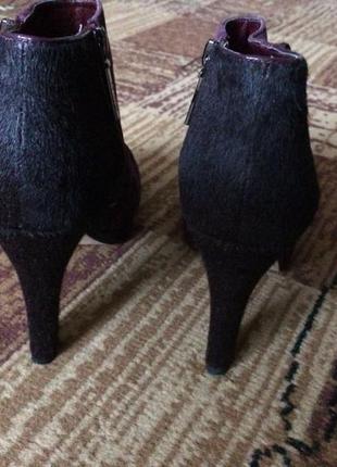 Замшевые ботинки с мехом пони3 фото