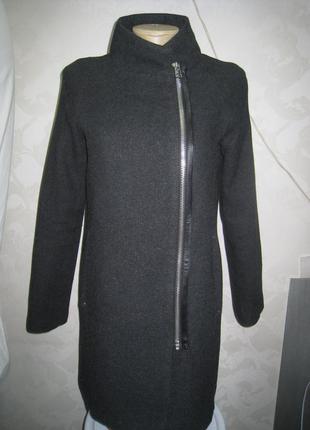 Пальто mango на молнии