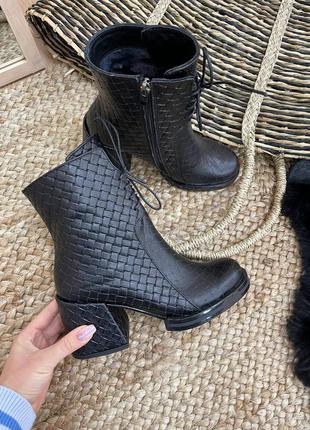 Эксклюзивные ботинки из итальянской кожи женские на каблуке