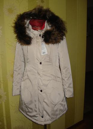 Очень легкая, теплая, оригинальная куртка с меховой отделкой, размер 44 (украинский)