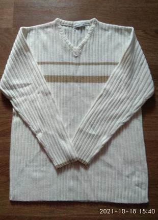 Нарядный джемпер  awg