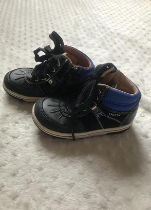 Кожаные ботинки geox, дышащие ботинки на мальчика1 фото