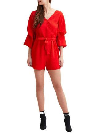 Червоний комбінезон vila