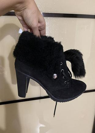 Зимние ботинки