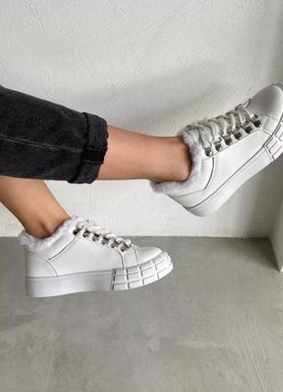 Кросовки зимові