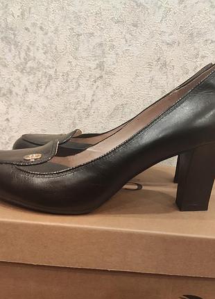 Туфли женские