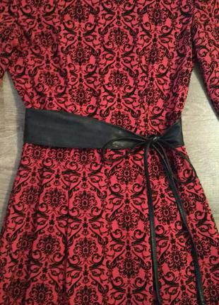 Червона сукня, розмір 40-424 фото