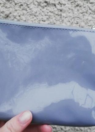 Лаковая косметичка