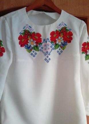 Вишиванка ручної роботи