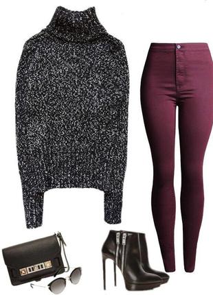 Базовий тепленький, меланжевий светрик від hennessy size s