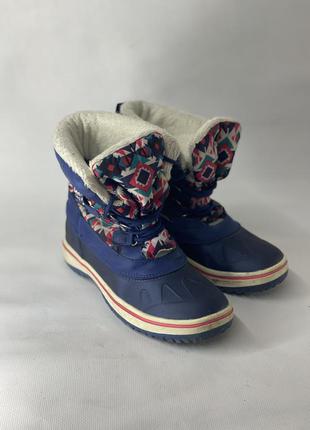 Чоботи теплі зима.