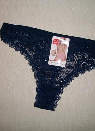 Кружевные трусики стринги