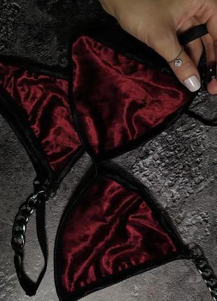 Шикарный вишневый бархатный комплект женского нижнего белья с цепями2 фото