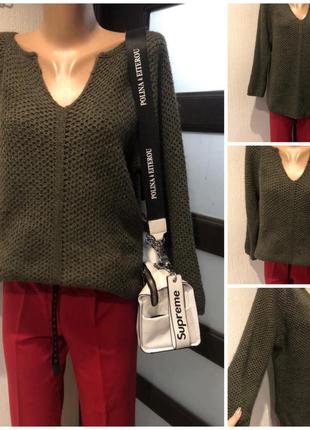 Теплий стильний оливковий джемпер светр, кофта