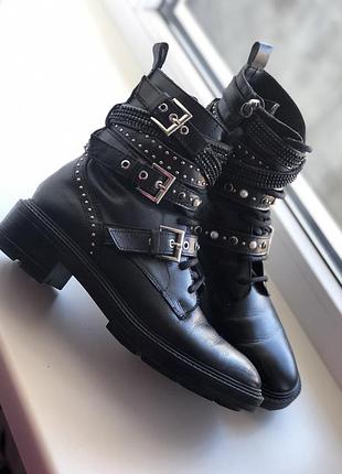 Черевики zara