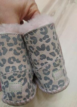 Пинетки из натуральной овчины ugg cassie leopard.16 раз.3 фото