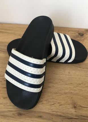 Женские фирменные шлепанцы тапочки adidas originals adilette оригинал2 фото