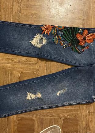 Джинсы zara 34р