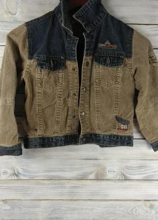 Стильна куртка, вельветова