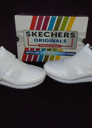 Кроссовки skechers originals