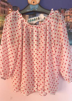 Нежная блуза в горошки