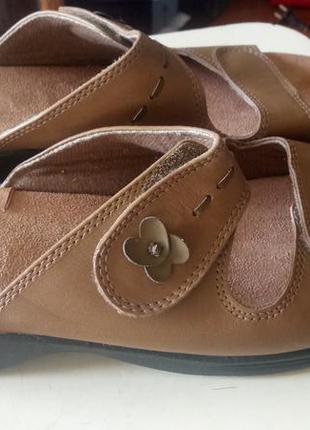 Фирменные ортопедические шлёпки! фирмы scholl.